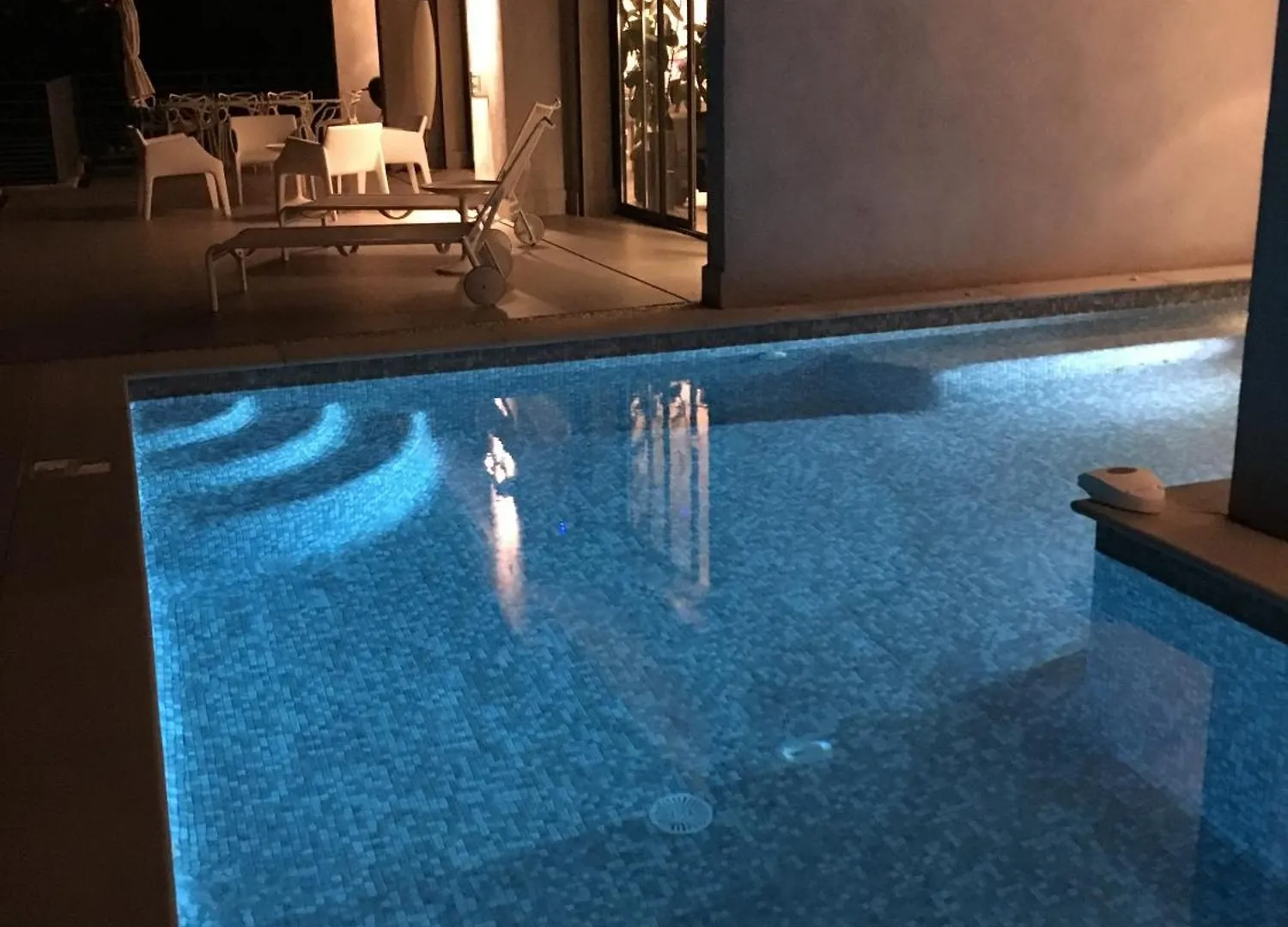 Villa 5* Nice St Pancrace フランス